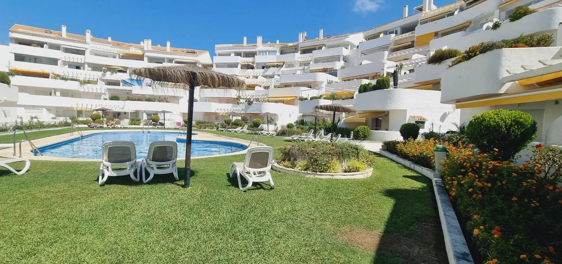 Duplex Nueva Andalucia Con Maravillosas Vistas Al Mar Marbella