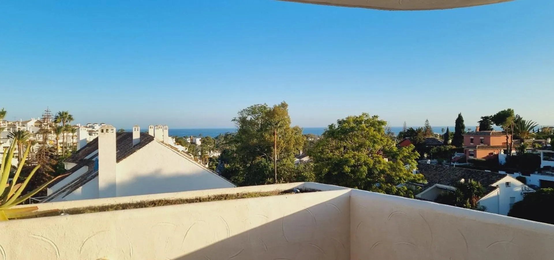 Duplex Nueva Andalucia Con Maravillosas Vistas Al Mar Marbella Apartment